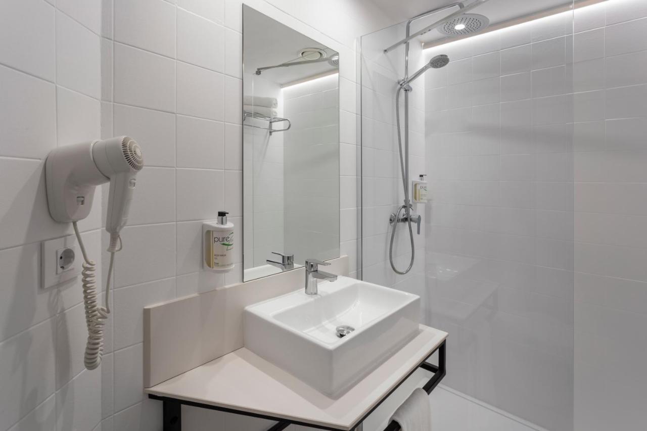 B&B Hotel Figueres Фігерас Екстер'єр фото