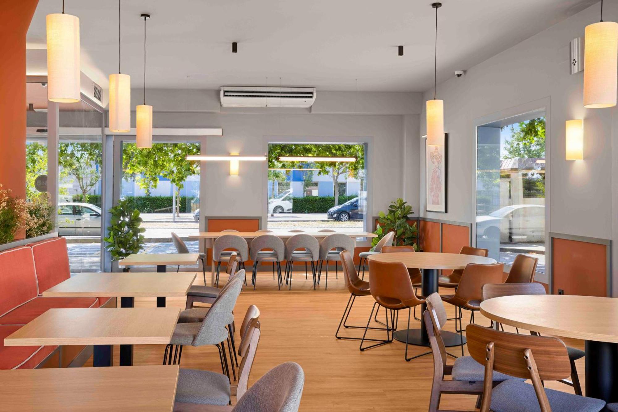 B&B Hotel Figueres Фігерас Екстер'єр фото