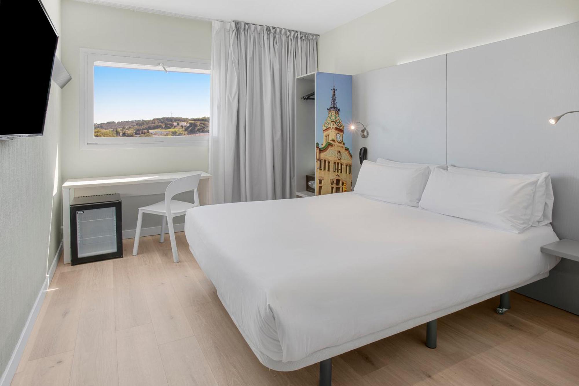 B&B Hotel Figueres Фігерас Екстер'єр фото