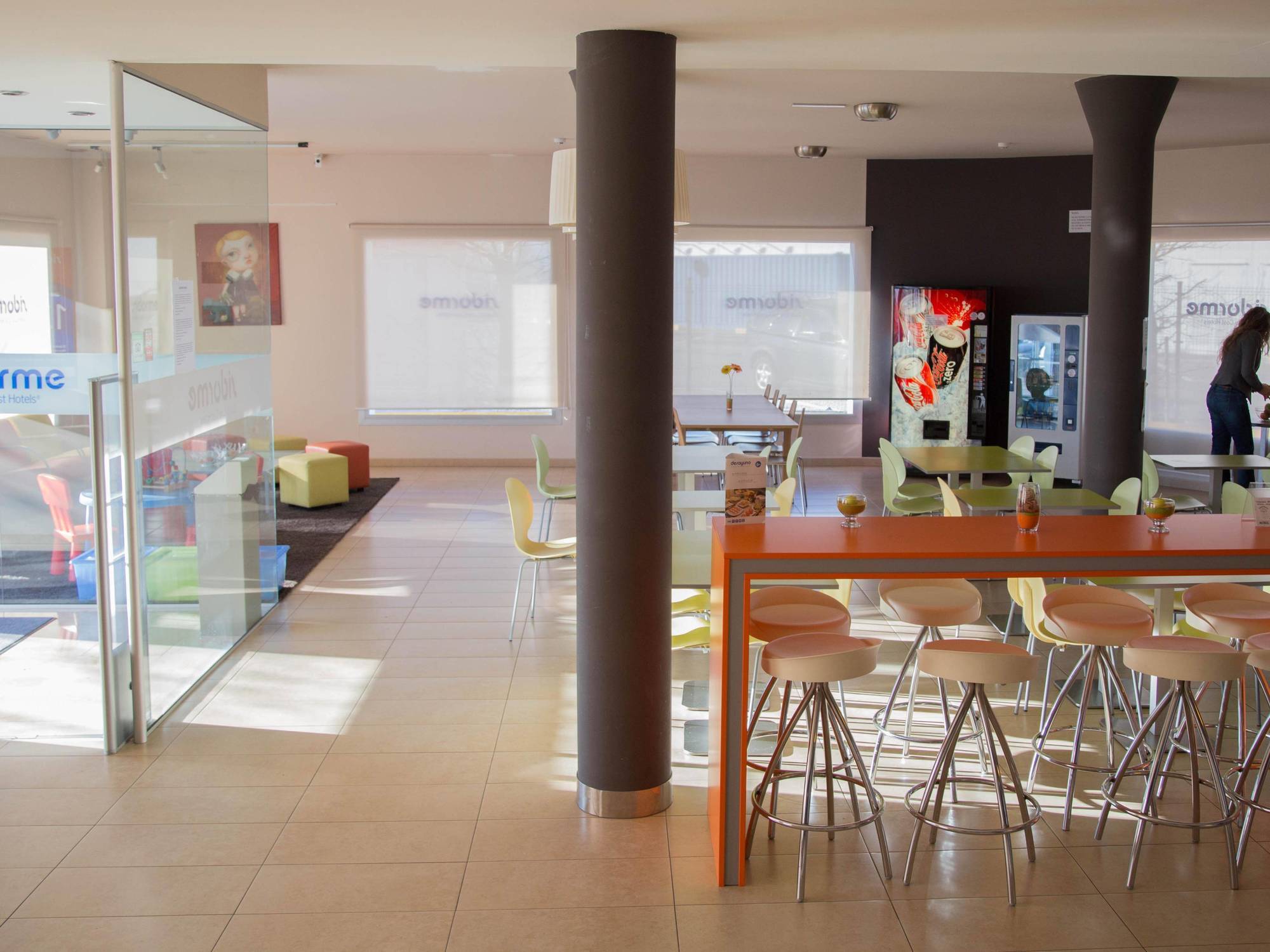 B&B Hotel Figueres Фігерас Екстер'єр фото